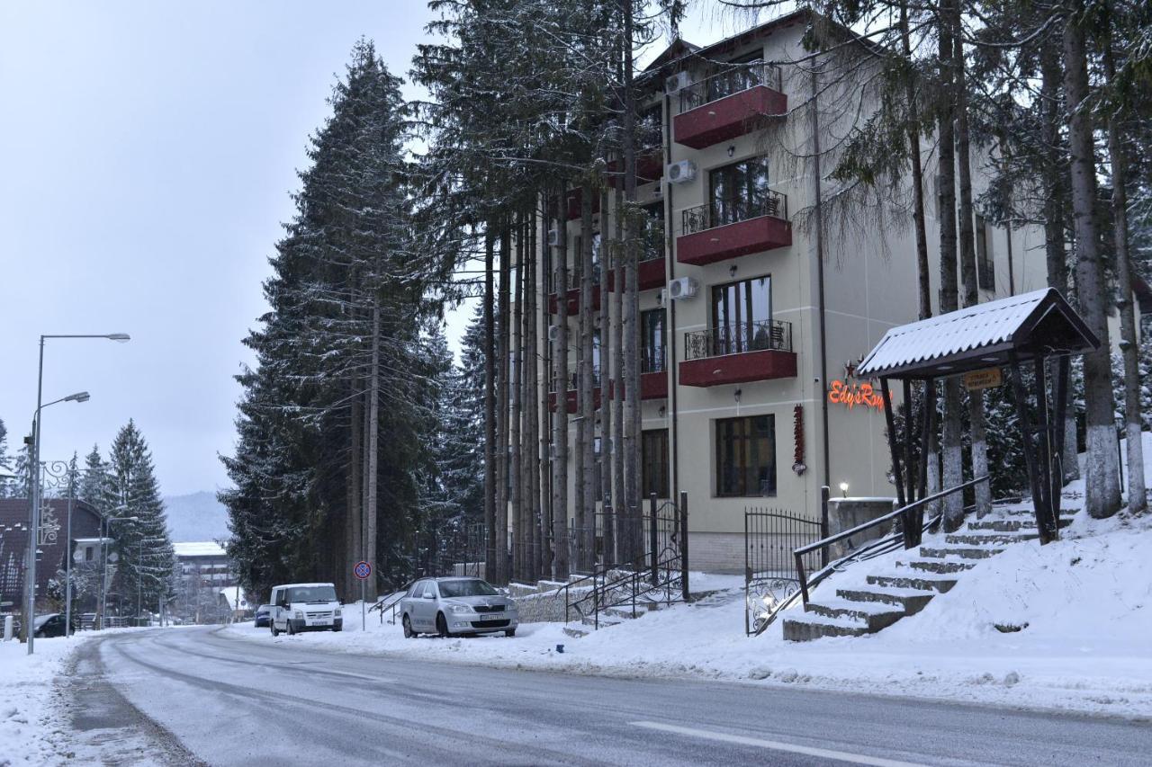 Edy'S Royal Predeal Hotel Екстериор снимка