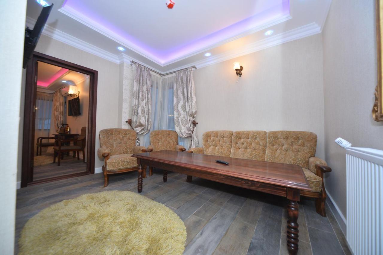 Edy'S Royal Predeal Hotel Екстериор снимка
